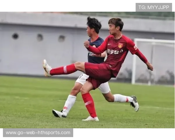 大连英博王禹中路渗透制造射门机会