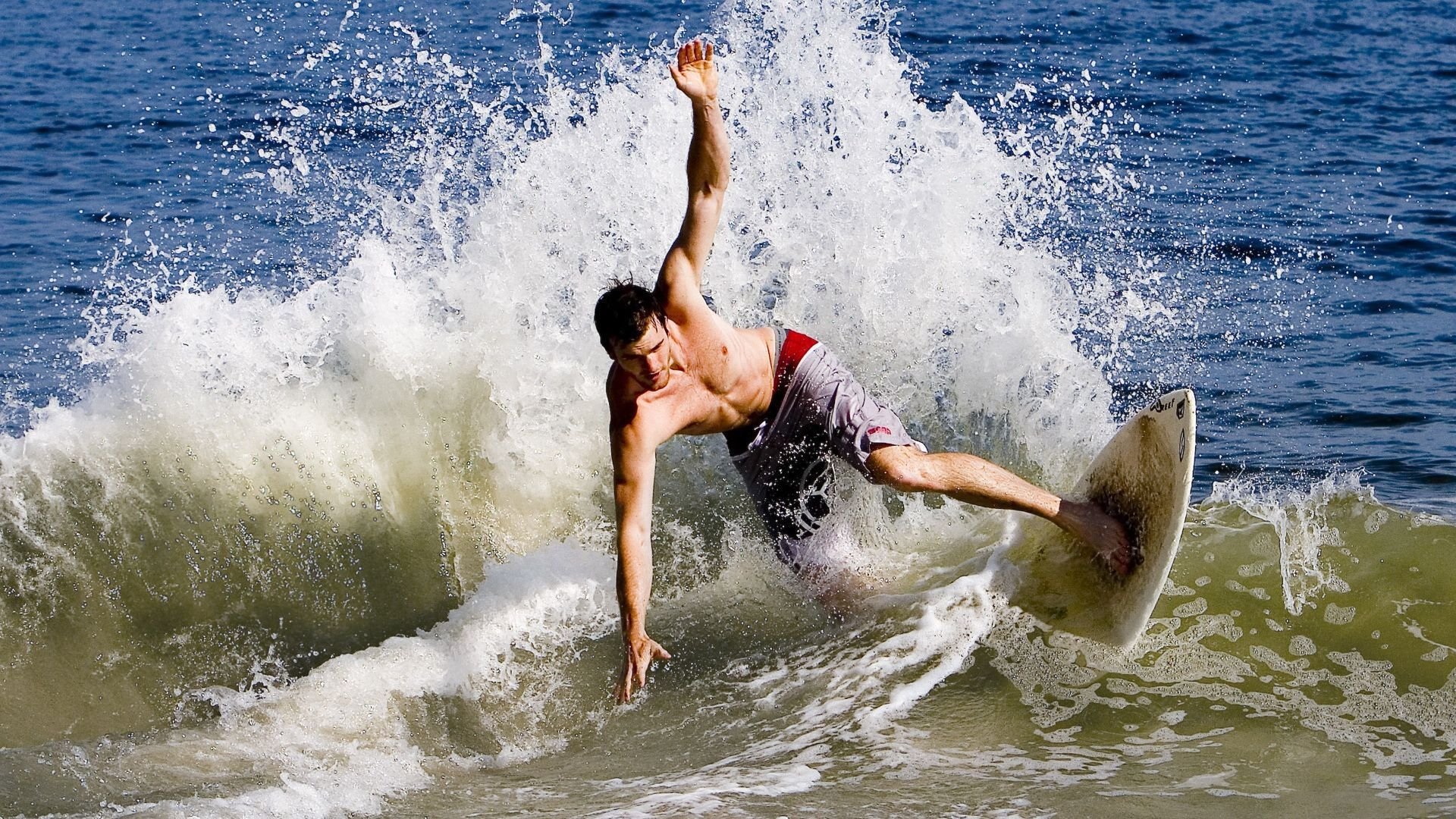 羽毛球连续多拍拉锯赛 耐力型选手笑到最后